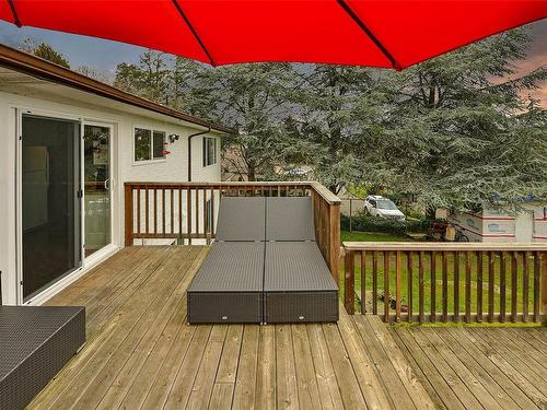 4091 Wilkinson Rd, Saanich, BC - Outdoor With Deck Patio Veranda