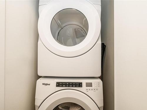 214-960 Reunion Ave, Langford, BC - Indoor Photo Showing Laundry Room