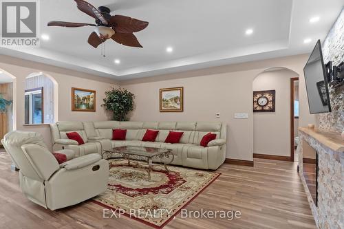 1818 Marysville Road, Tyendinaga, ON - Indoor Photo Showing Living Room