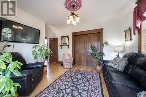 158 Kinross Street, Priceville, ON - Indoor Photo Showing Living Room