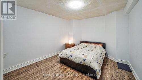 1372 Eddie Shain Drive, Oakville, ON - Indoor Photo Showing Bedroom