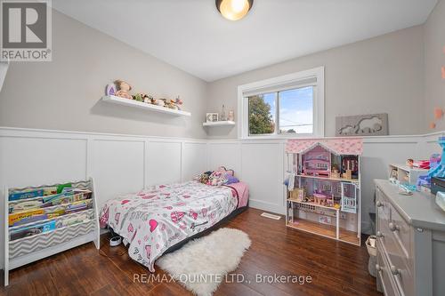 16 Maple Drive, Belleville, ON - Indoor Photo Showing Bedroom