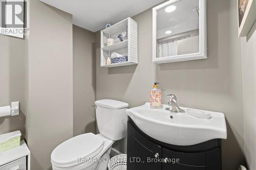 16 Maple Drive, Belleville, ON - Indoor Photo Showing Bathroom
