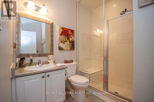 20 Deacon Crescent, Kawartha Lakes, ON - Indoor Photo Showing Bathroom