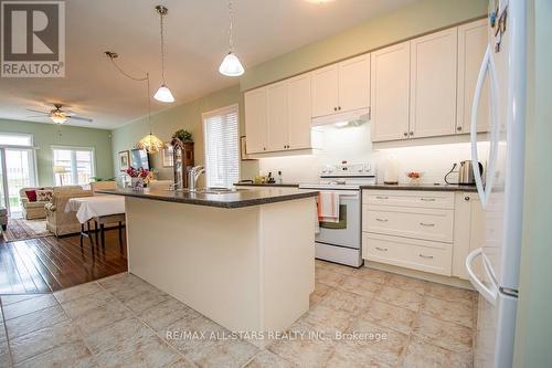 20 Deacon Crescent, Kawartha Lakes, ON - Indoor Photo Showing Kitchen