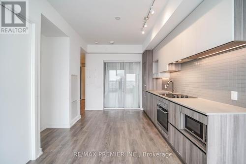 # 3207 - 5 Buttermill Avenue, Vaughan, ON - Indoor Photo Showing Kitchen With Upgraded Kitchen