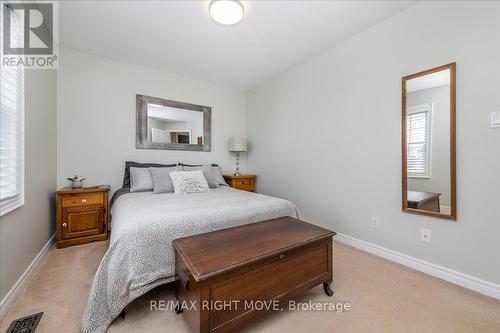 3789 Wood Avenue, Severn, ON - Indoor Photo Showing Bedroom