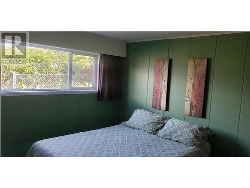 1428 Dartmouth Street Street, Penticton, BC - Indoor Photo Showing Bedroom