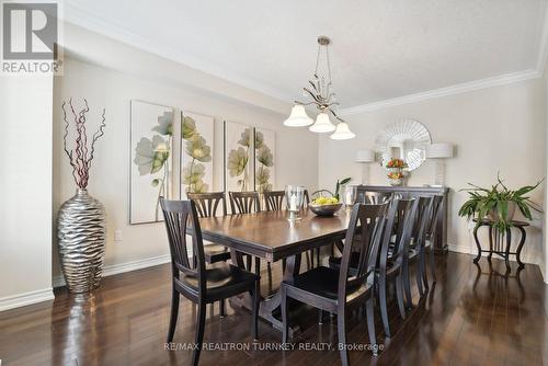 22 Orville Hand Court, Bradford West Gwillimbury, ON - Indoor Photo Showing Dining Room