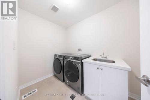 11 Northrop Avenue, Clarington, ON - Indoor Photo Showing Laundry Room