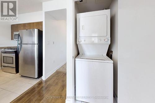 1610 - 3 Navy Wharf Court, Toronto, ON - Indoor Photo Showing Laundry Room