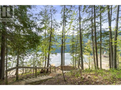 6432 Sunnybrae Canoe Point Road Lot# 11, Tappen, BC 