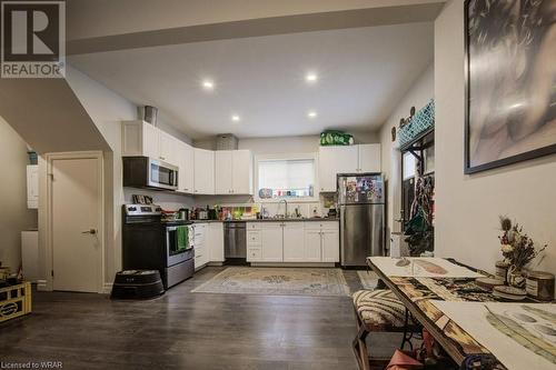 374 Louisa Street, Kitchener, ON - Indoor Photo Showing Kitchen