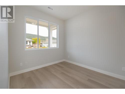 601 Nighthawk Avenue, Vernon, BC - Indoor Photo Showing Other Room