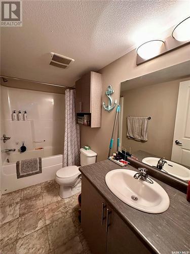 2309 5500 Mitchinson Way, Regina, SK - Indoor Photo Showing Bathroom