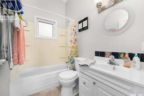 509 Tatanka Drive, Buffalo Pound Lake, SK - Indoor Photo Showing Bathroom