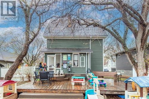 1059 Willow Avenue, Moose Jaw, SK - Outdoor With Deck Patio Veranda