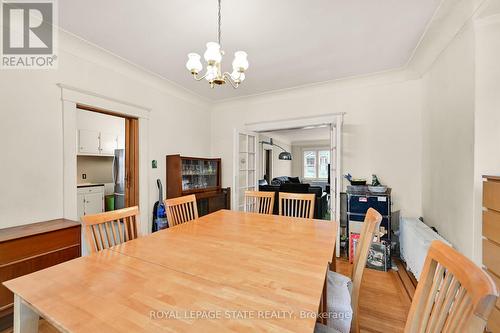 91 Delaware Avenue, Hamilton, ON - Indoor Photo Showing Dining Room