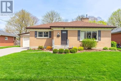 29 Elginfield Drive, Guelph, ON - Outdoor