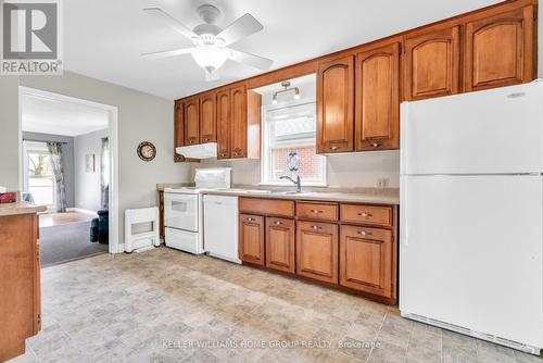 29 Elginfield Drive, Guelph, ON - Indoor Photo Showing Kitchen