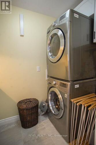 15 Pinto Court, Brantford, ON - Indoor Photo Showing Laundry Room