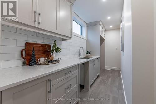 Lot 2 - 110 Timberwalk Trail, Middlesex Centre, ON - Indoor Photo Showing Kitchen With Upgraded Kitchen