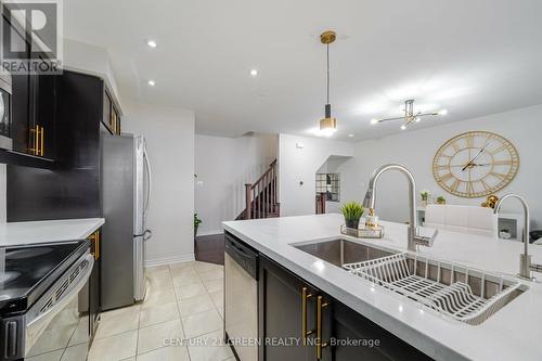 84 - 1000 Asleton Boulevard, Milton, ON - Indoor Photo Showing Kitchen With Double Sink With Upgraded Kitchen