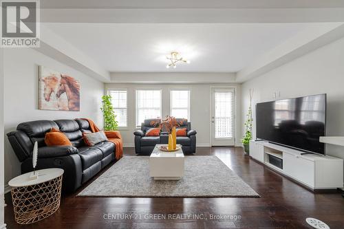 84 - 1000 Asleton Boulevard, Milton, ON - Indoor Photo Showing Living Room