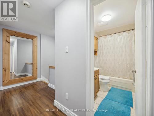 38 Dunsany Crescent, Toronto, ON - Indoor Photo Showing Bathroom