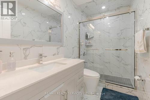 7277 Redfox Road, Mississauga, ON - Indoor Photo Showing Bathroom