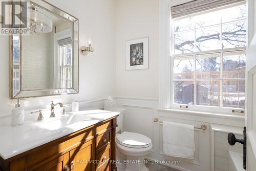 1234 Old River Road, Mississauga, ON - Indoor Photo Showing Bathroom