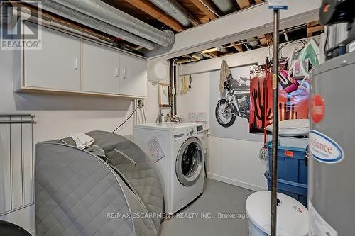 2344 Woodward Avenue, Burlington, ON - Indoor Photo Showing Laundry Room