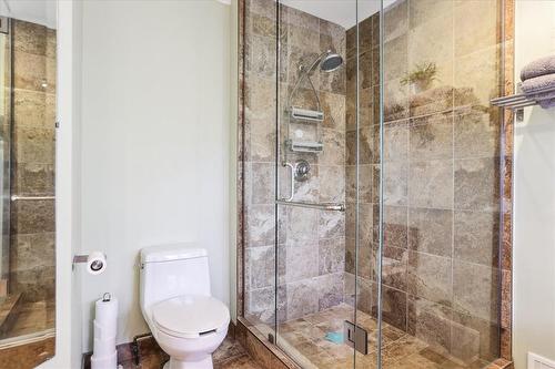 1307 Pelham Street, Fonthill, ON - Indoor Photo Showing Bathroom