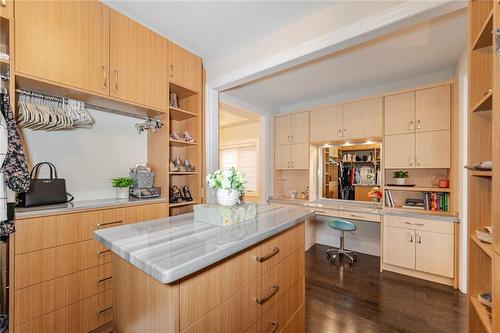 28 Lavender Valley Road, King City, ON - Indoor Photo Showing Kitchen