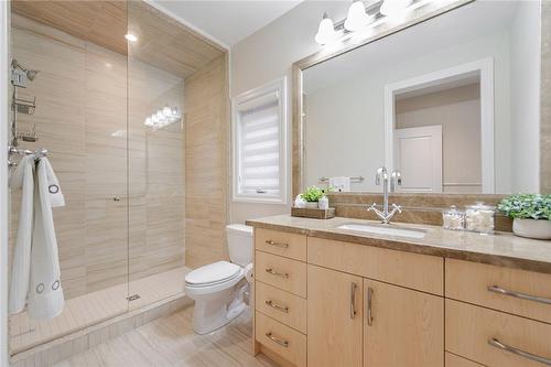 28 Lavender Valley Road, King City, ON - Indoor Photo Showing Bathroom