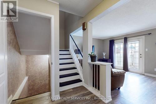 9 Greenhills Square, Brampton, ON - Indoor Photo Showing Other Room