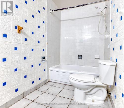 #1006 -100 Mornelle Crt, Toronto, ON - Indoor Photo Showing Bathroom