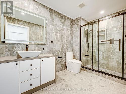 401 Kleinburg Summit Way, Vaughan, ON - Indoor Photo Showing Bathroom