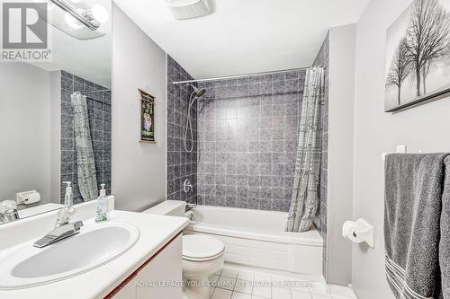 #220 -333 Clark Ave, Vaughan, ON - Indoor Photo Showing Bathroom