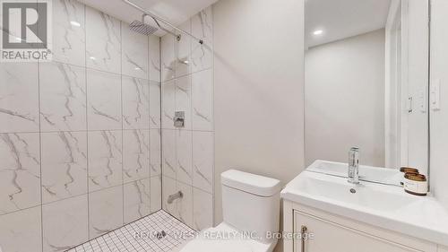 155 Wainfleet Crescent, Vaughan, ON - Indoor Photo Showing Bathroom