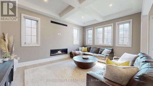 155 Wainfleet Crescent, Vaughan, ON - Indoor Photo Showing Living Room With Fireplace