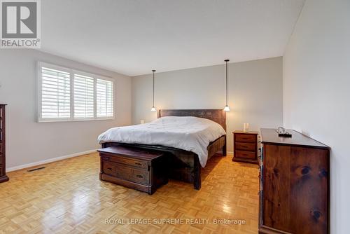 370 Warren Road, King, ON - Indoor Photo Showing Bedroom