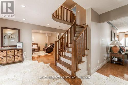 347 Alex Doner Drive, Newmarket, ON - Indoor Photo Showing Other Room