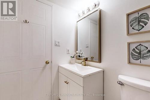 311 - 11753 Sheppard Avenue E, Toronto, ON - Indoor Photo Showing Bathroom