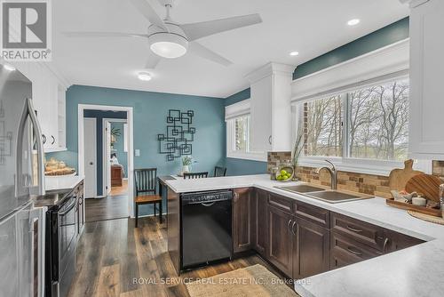 2962 Williamson Road, Hamilton Township, ON - Indoor Photo Showing Kitchen With Double Sink
