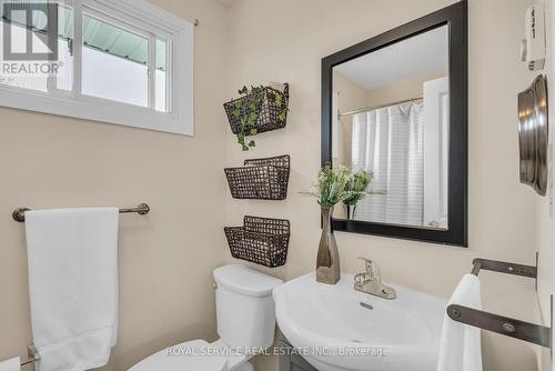 2962 Williamson Road, Hamilton Township, ON - Indoor Photo Showing Bathroom