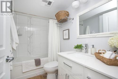 713 - 1600 Charles Street, Whitby, ON - Indoor Photo Showing Bathroom