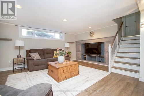 41 Hetherington Drive, Clarington, ON - Indoor Photo Showing Living Room