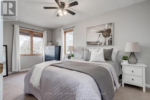 4825 Concession 3 Road, Clarington, ON - Indoor Photo Showing Bedroom