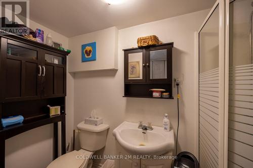 38 Orchard Road, Scugog, ON - Indoor Photo Showing Bathroom